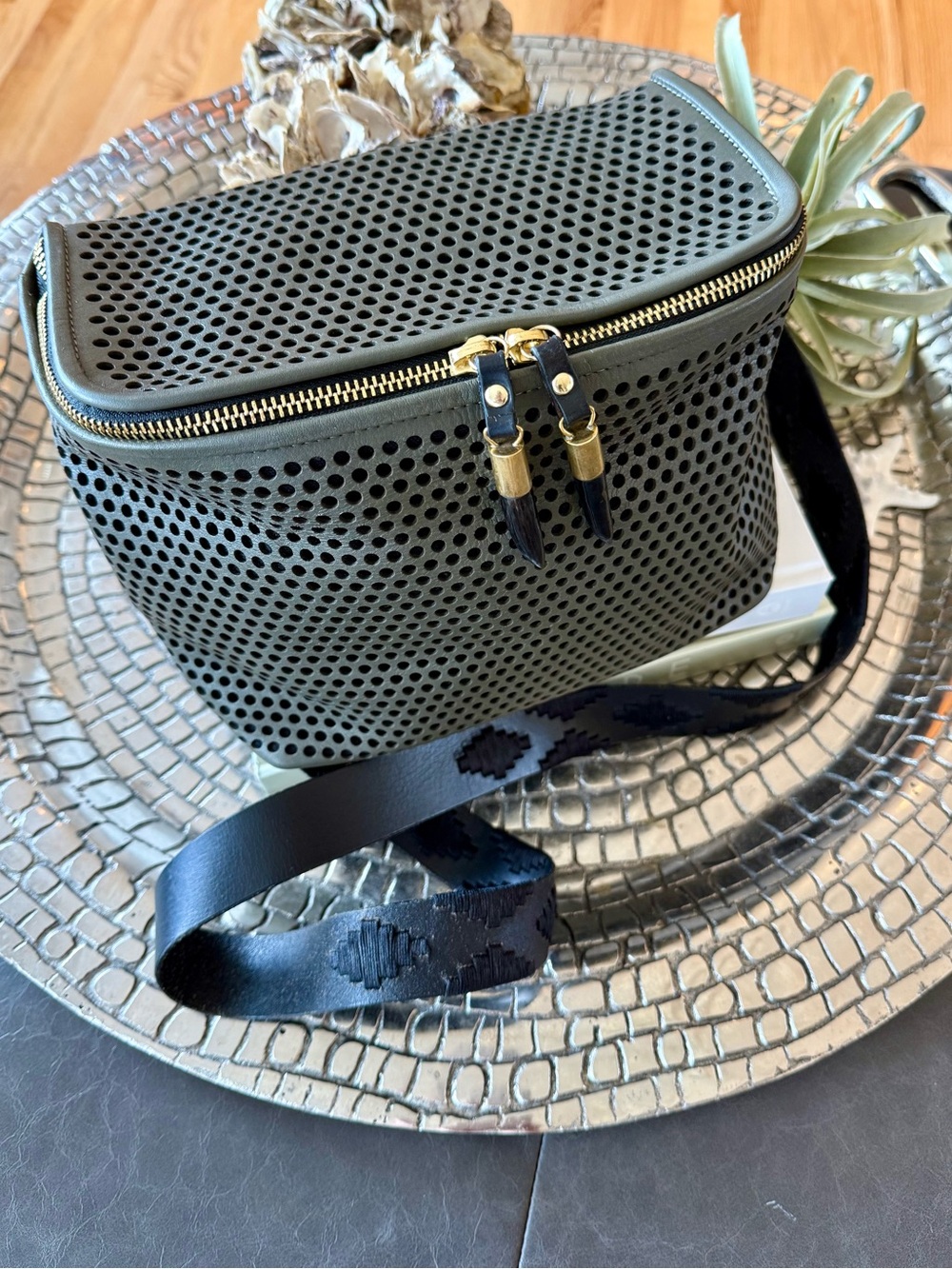BOHO-CHIC KEMPTON & CO MINI ROUGH NIGHT CROSSBODY OLIVE SUPER PERF